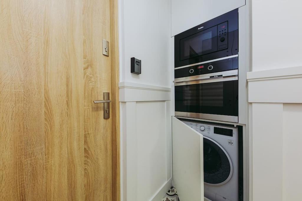 Lux Apartament W Centrum, Plac Konstytucji, Klimatyzacja, Widokowy Apartment Warsaw Luaran gambar